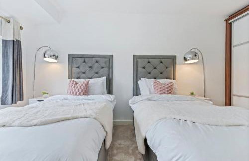 Luxury Modern House - 8 mins to NEC, Airport - Foto 26