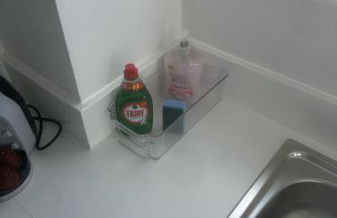 Two Bedroom City View Apartment Liverpool by StaySavvy Accommodation - Photo 36