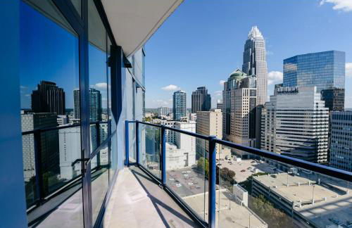 2BR Uptown Charlotte Furnished Apartments apts - Foto 25