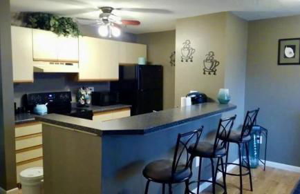 Paugus Bay Condo Close to it All - Foto 8