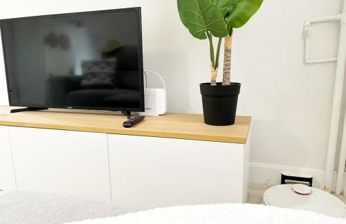 Rastro, Plaza Mayor and Madrid Río - Photo 27