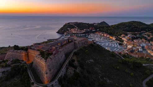 Exclusive House Inside Historic Fortress - Foto 3