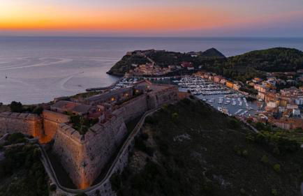 Exclusive House Inside Historic Fortress - Foto 21