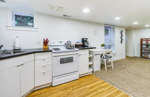Ski, Soak and Explore! Central Parkside SLC Apt - Foto 8