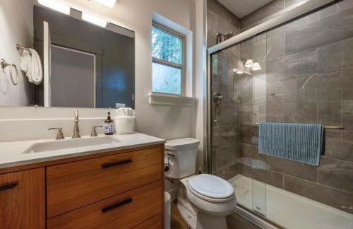 Evergreen Retreat AB 30 Night Minimum home - Foto 34