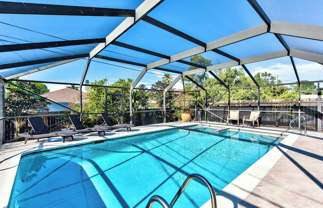 Milano Vacation Rental: Newly Renovated 3-BR Home with Private Pool, Hot Tub, and Pet-Friendly Front Yard. Minutes from Vanderbilt Beach - Foto 17