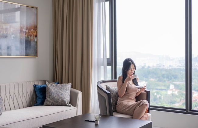 Pavilion Embassy Suites KL by Perfect Host - Photo 36