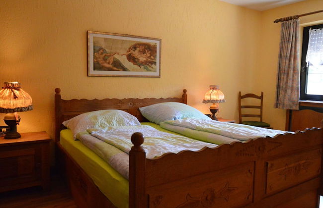 Romantic Mansion in Strotzbusch by the Forest - Photo 2