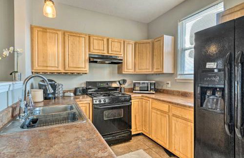 Cozy Indianapolis Home with Private Hot Tub! - Foto 8