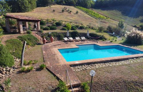 Luxury Villa with Pool, Stunning Location - Foto 2