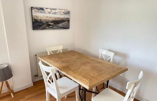 Apartment with sea views next to the beach of Mar Bella - Photo 2