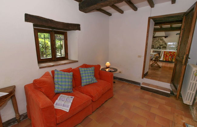 Holiday House Overlooking Lake Near Tuscany - Photo 35