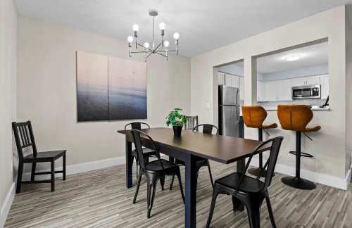 The Ultimate Rochester Getaway Cozy & Inviting - Foto 7