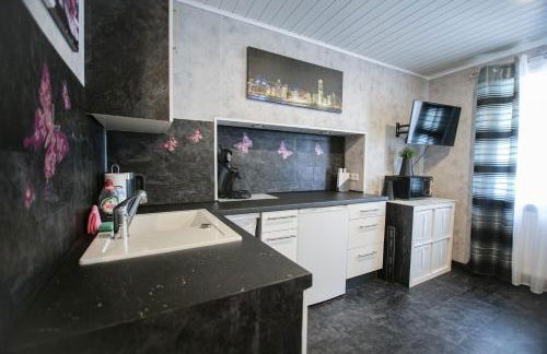 Viktera Modernes Apartment mitten in der Stadt und doch sehr ruhig Zu Therme 2 Minuten - Foto 13