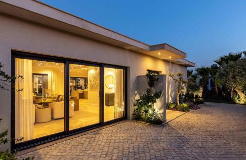 Faro Luxury Home with Heated Pool and Garden - Foto 28