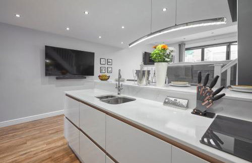 Host & Stay - The Old Jail Barber's Shop - Foto 2