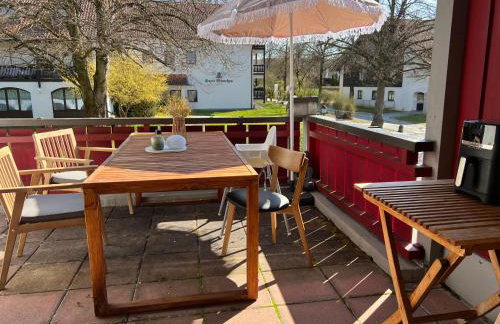 Fewo mit toller Dachterrasse & Bademantelgang zur Wohlfühltherme im neuen Stil - Foto 1