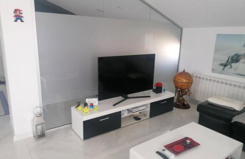 Premium Two-bedroom Apartment - Photo 11