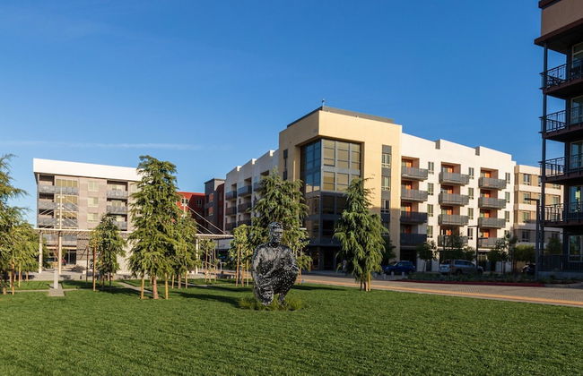 Global Luxury Suites San Mateo - Foto 1