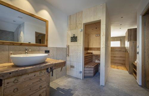 Tieja Panoramic Lodge - Photo 16