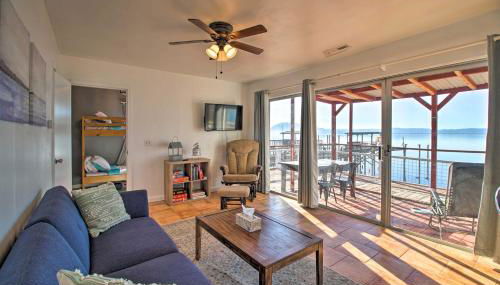 Lakefront Sanctuary with Mount Konocti Views - Foto 3