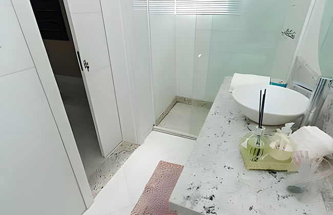 Casa com piscina 5 suites 1 quarto e AC - Photo 27