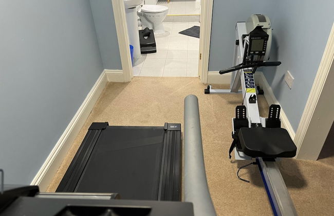 Blaydonburn - Sleeps 4,5 - Parking - Hottub - Yard - Photo 4