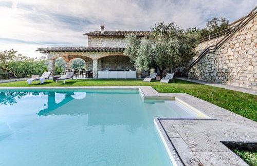 Villa Crociferi - Foto 3