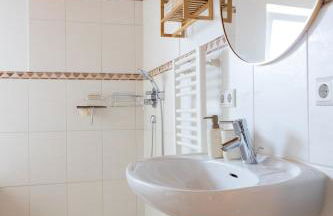 Heimbi-Home No 1 I 4-6 Personen I Nähe EuropaPark I Parkplatz und E Ladestation - Foto 25