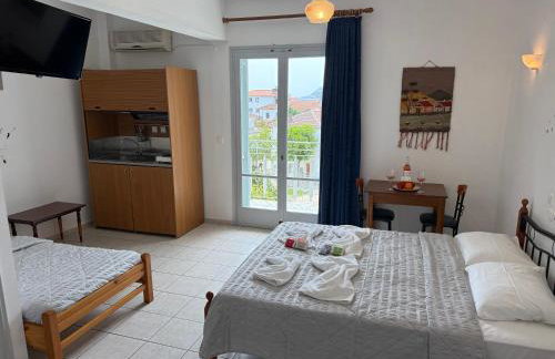Des Roses Hotel - Photo 48