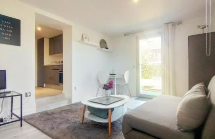 Studio calme petite vue lac - Photo 2