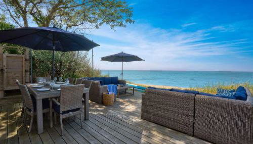 Chic Beach House: Waterfront, Vineyards, Hot Tub - Foto 3