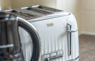 Cotswolds, Beautiful 5 bed 3 bath house, lovely garden, free parking - Foto 8