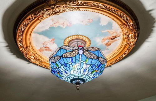 The New Star Motel with Studio-Kitchens: 1950s Extended-Stay Lodging and Retreat Center - Foto 10