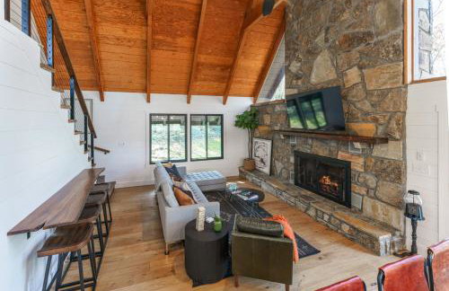 Smokys Landing Disc Golf Game Room Hot Tub - Photo 5