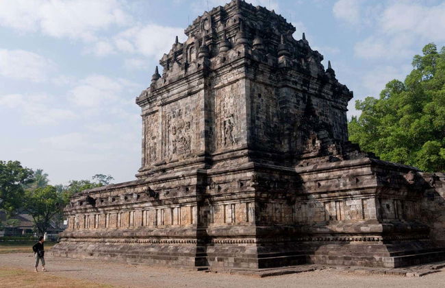 Private Borobudur and Prambanan Temples Tour - Photo 1