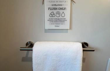 Casa 22 Luxury & Modern 3BD 2BA Home in Skokie - Photo 49