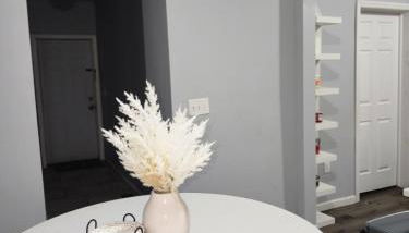 Comfy Fairmount - Photo 2