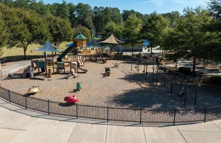 Heritage Haus - Luxe 2BR w Deck, Pets OK, Wi-fi, Near Marietta Sq - Foto 50