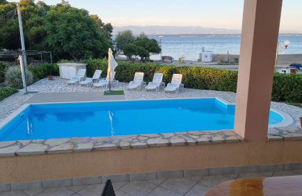 Seaside apartments with a swimming pool Ugljan - 829 - Foto 7