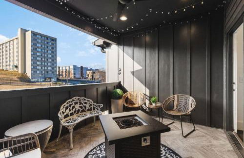 TWO Neighboring Homes Sleeps 24 Walk to 12 South - Foto 14