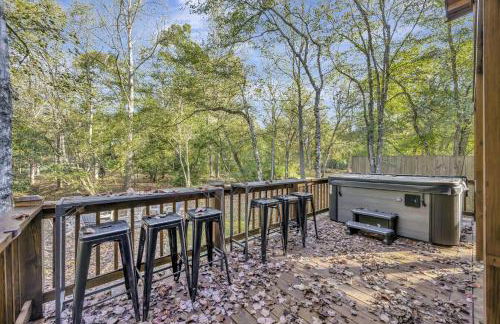 The cozy cabin get away with hot tub - Foto 5