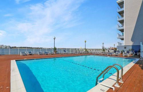 Couple's Escape - The One with Downtown Inlet Vibes - Assateague House 111 - Foto 38