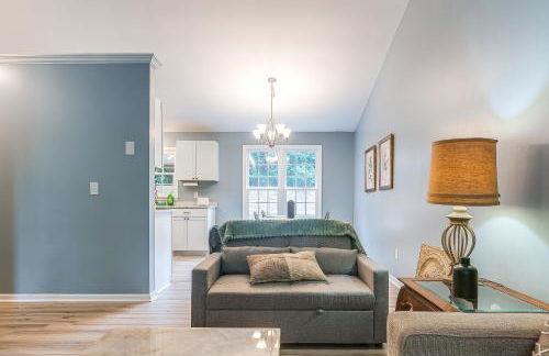 Home with Pet-Friendly Yard, 1 Mi to Dtwn Raleigh! - Foto 8