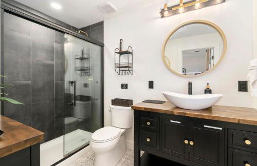 Windsor Farmhouse Family Fun, Yard and Fireplace - Foto 16