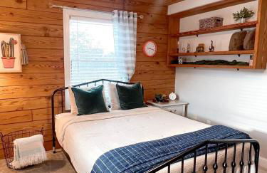 Cabin Sweet Cabin - Photo 19