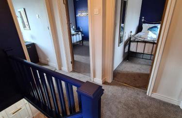 Rumer Hill House a unique boutique styled place to stay in Cannock close to A5 the McArthur Glen outlet - Foto 16