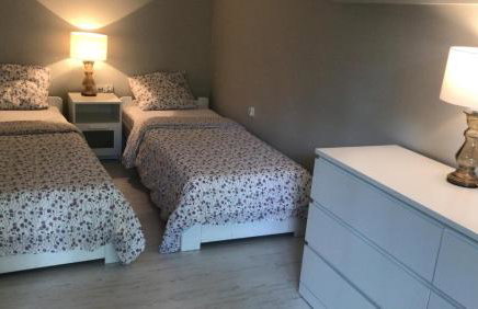 Domek wypoczynkowy w lesie nad jeziorem - Foto 8