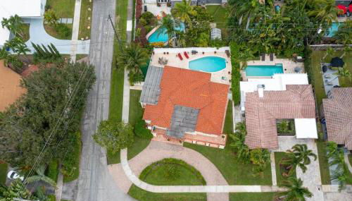 ~Villa Victoria Luxury! (Pool)~1 mile from beach - Foto 5