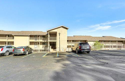 Lakefront Osage Beach Condo with Balcony and Pool - Photo 21